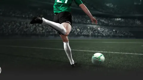 东西方棋坛巨匠争霸，国际象棋巅峰对决上演精彩棋局